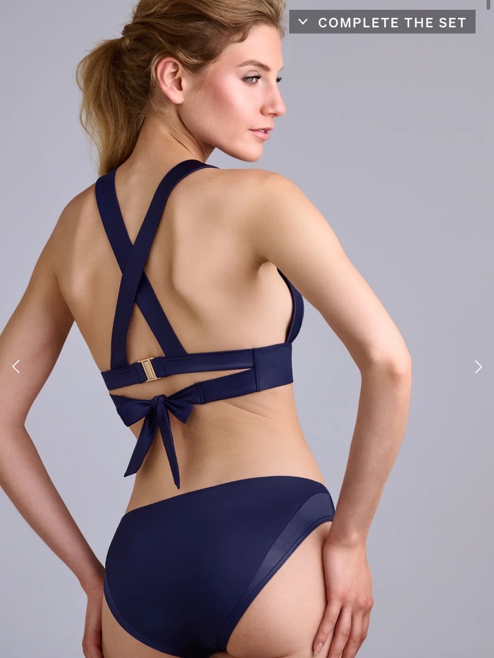 Marlies dekker Plunge Cross-Back Padded Bra in Deep Purple Sz L purple swim